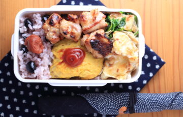 鶏もも肉のグリルとマカロニグラタン