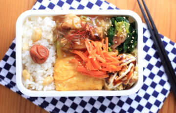 大豆ごはんと鶏もも肉の甘酢あん