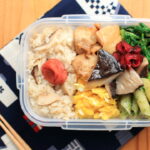 椎茸の炊き込みご飯と椎茸のトースター焼きのお弁当