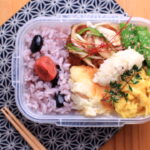 連休前最後は鶏の南蛮漬けのお弁当。