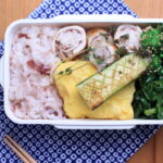鶏胸肉の梅肉巻きのお弁当。オレガノとミントの強剪定&乾燥。